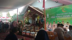2 Syawal 1446 H, Bupati, Wakil Bupati, Sekda beserta Jajaran Forkopim (OPD) Sambas gelar Silahturahmi Bersama masyarakat di Rumah Dinas Bupati